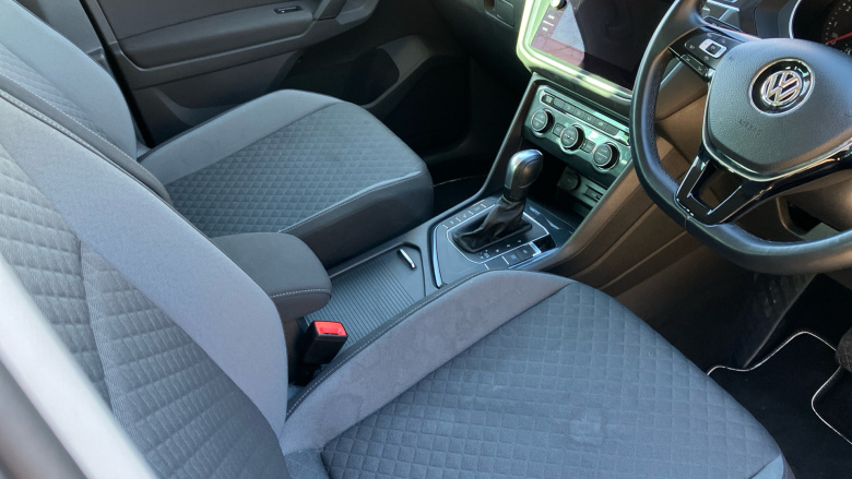 Volkswagen Tiguan 1.5 TSi EVO 150 Match 5dr DSG Petrol Estate